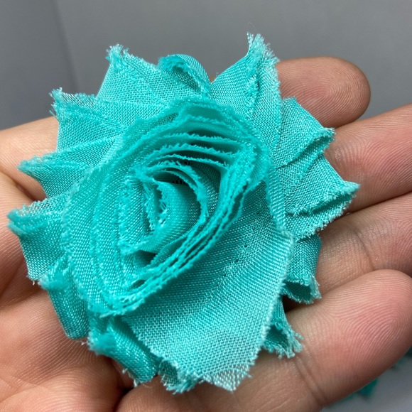 Lot of 9 Aqua shabby flowers headband DIY NEW - Picture 3 of 3
